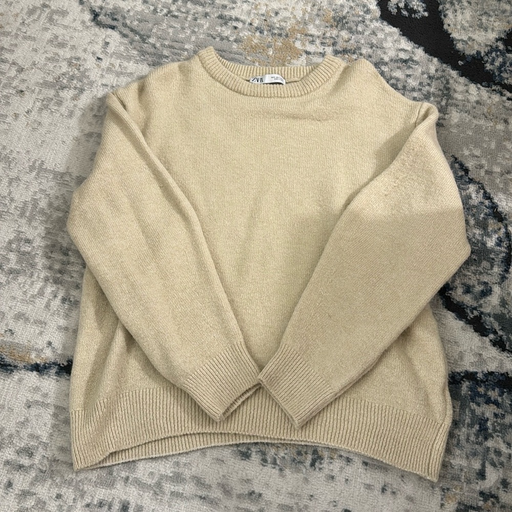 🌑 Zara Oversized Sweater